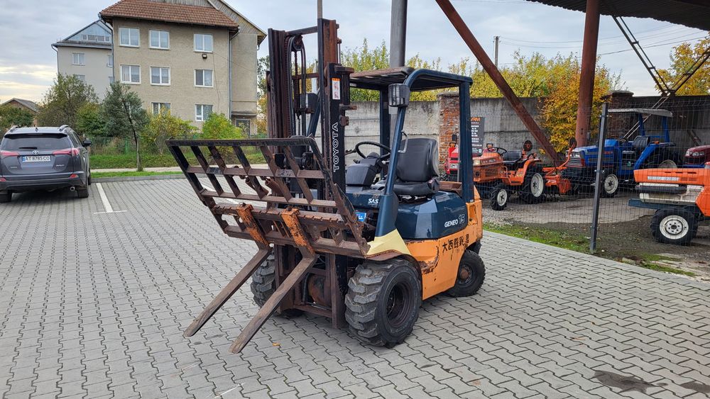 Навантажувач Toyota GENEO 15 (7FD15)