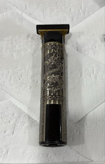Máquina Barbear Vintage Dourada