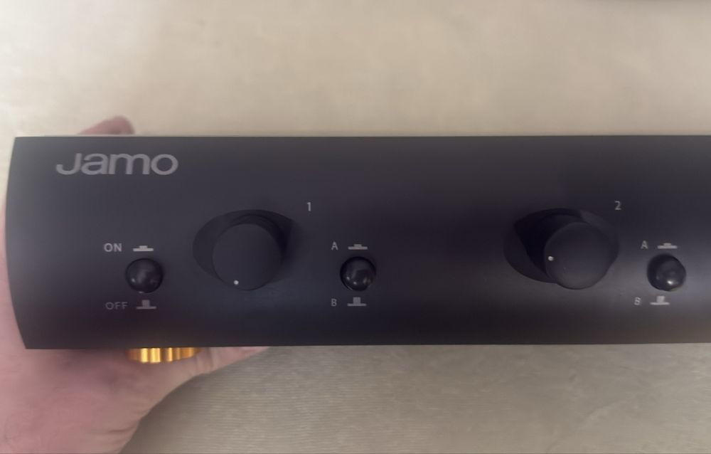 Przełącznik głośnikowy jamo