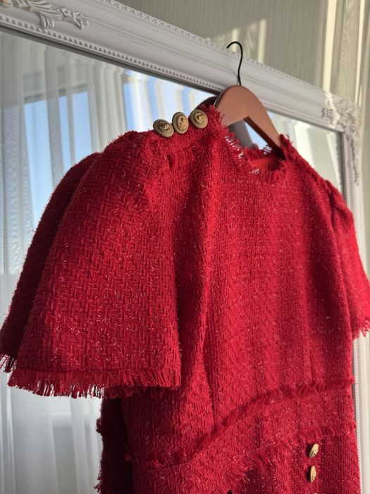 Твідова червона сукня