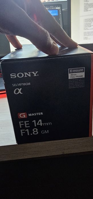 Lente Sony E-Mount 14mm F1.8 GM
Sony E-Mount
14mm F1.8 GM