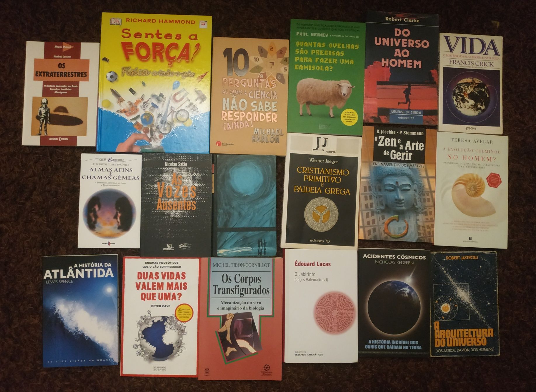 Vários livros a 3€ cada