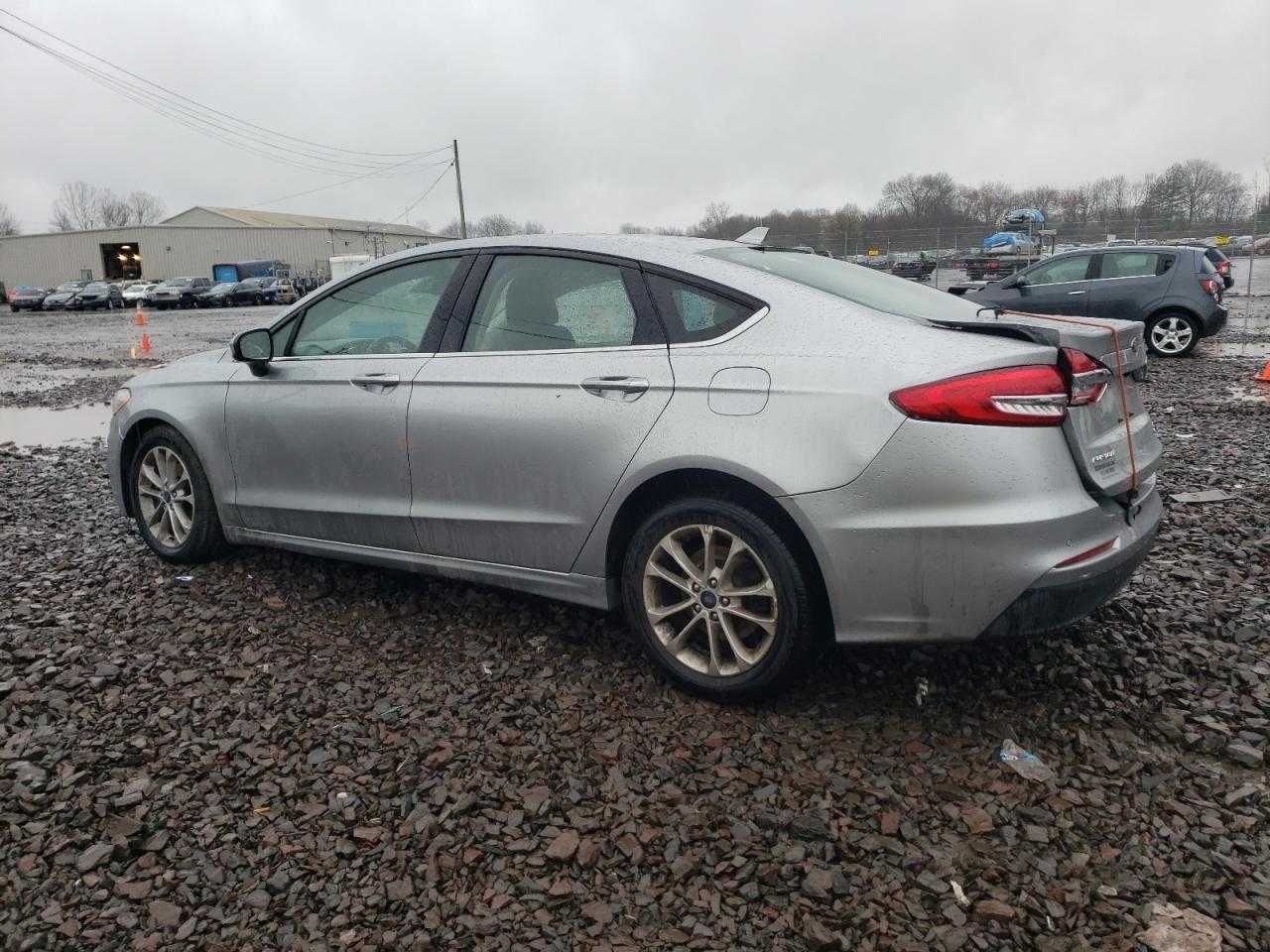 Ford Fusion Se 2020