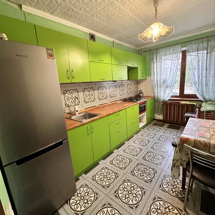 Оренда окремоі кімнати 12 й квартал Данила Нечая Мирний