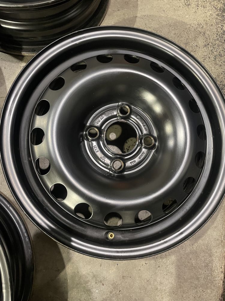 4szt felgi stal 14 4x100 vw UP