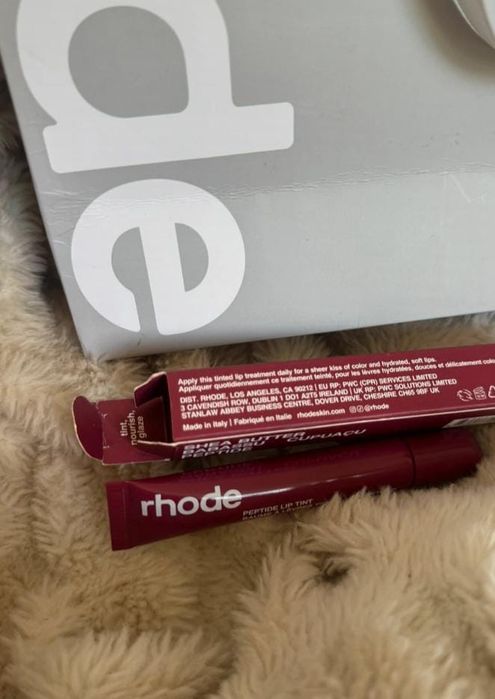 Błyszczyk do ust raspberry jelly tint