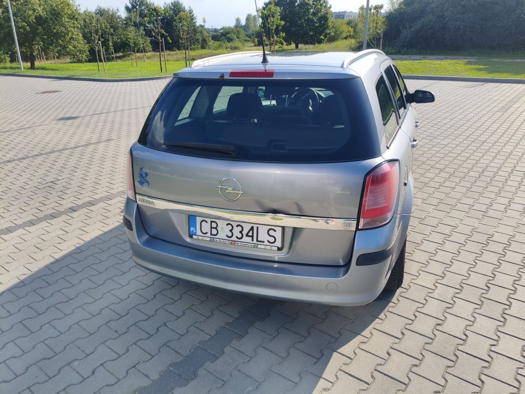 Opel Astra h 1.8 LPG kombi