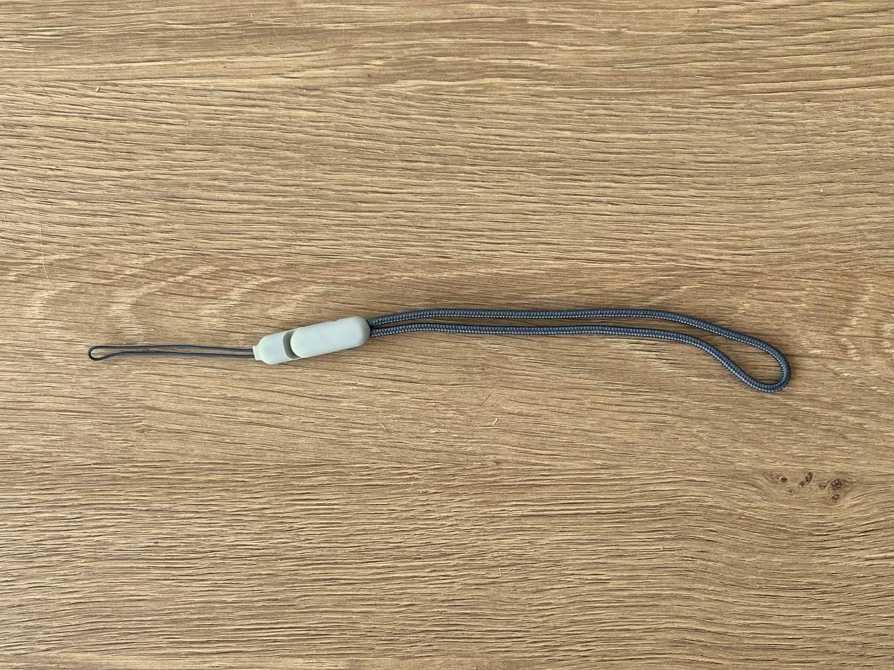 Шнурок для навушників Apple AirPods Pro 2 ремешок веревка на руку кейс