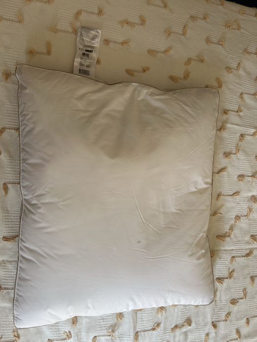 Nowa poduszka Nonsnibba jysk z pierzem kaczym