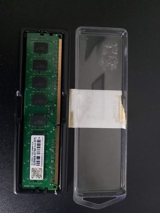 Memoria DDR 3 capacidade 2G