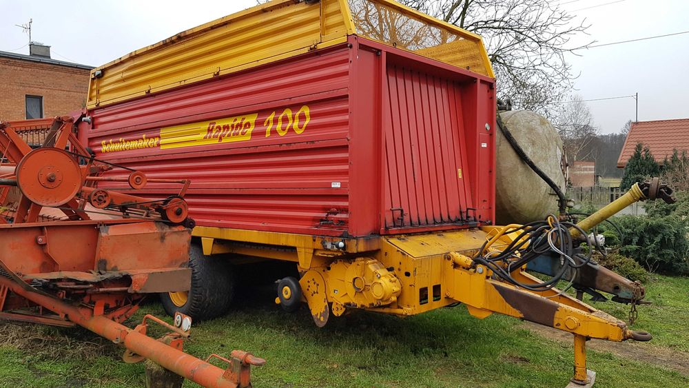 Przyczepa objętościowa do zielonek.tandem,paszowóz,samozbierająca.Okaz