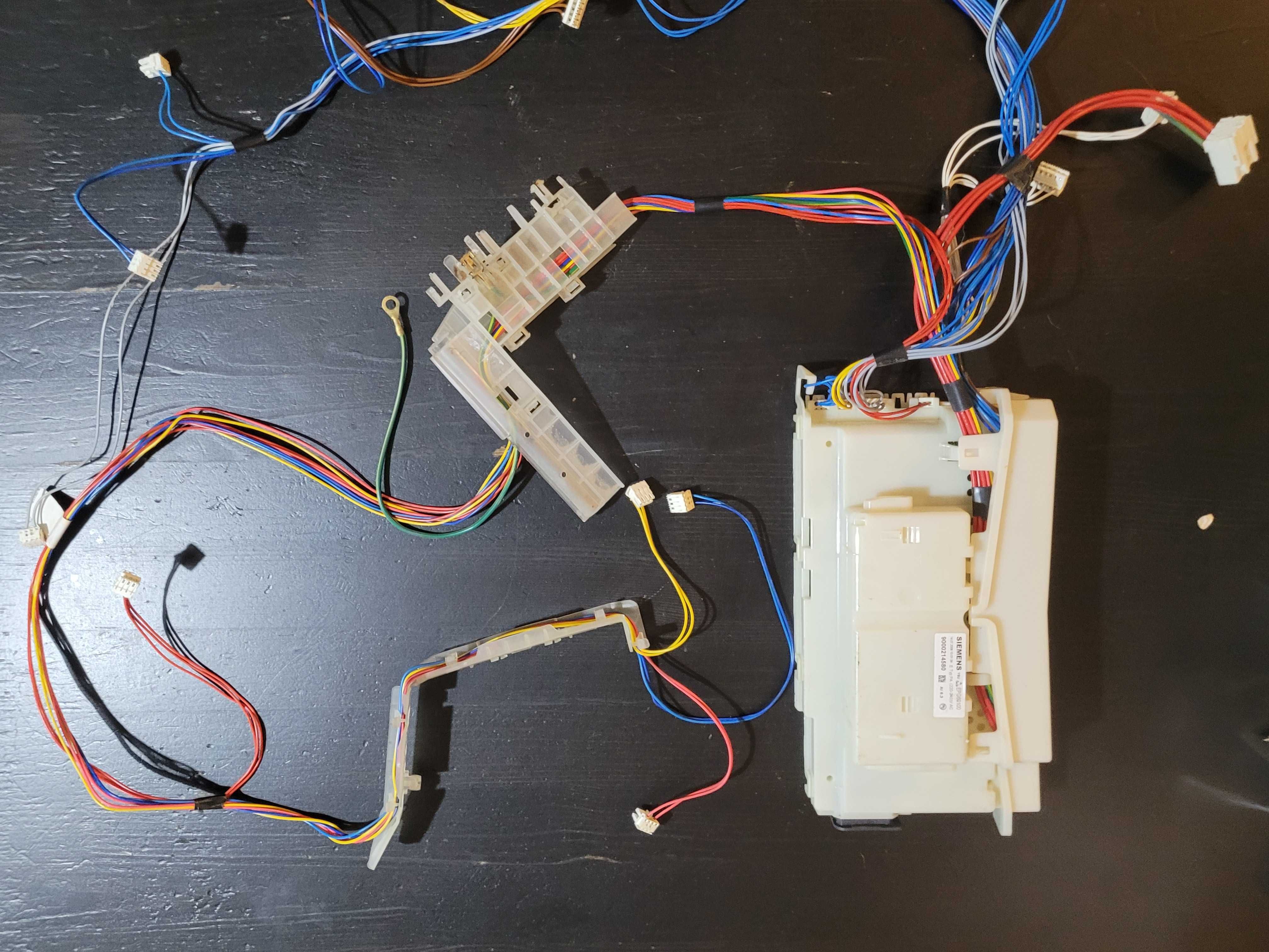 Moduł sterujący programator zmywarki Bosch SMV40M00EU + wiązka kabli