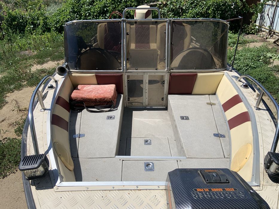 Продам Прогресс 4м yamaha 60 инжектор 2012года