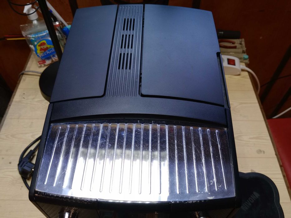 Sprzedam ekspres do kawy Nivona.