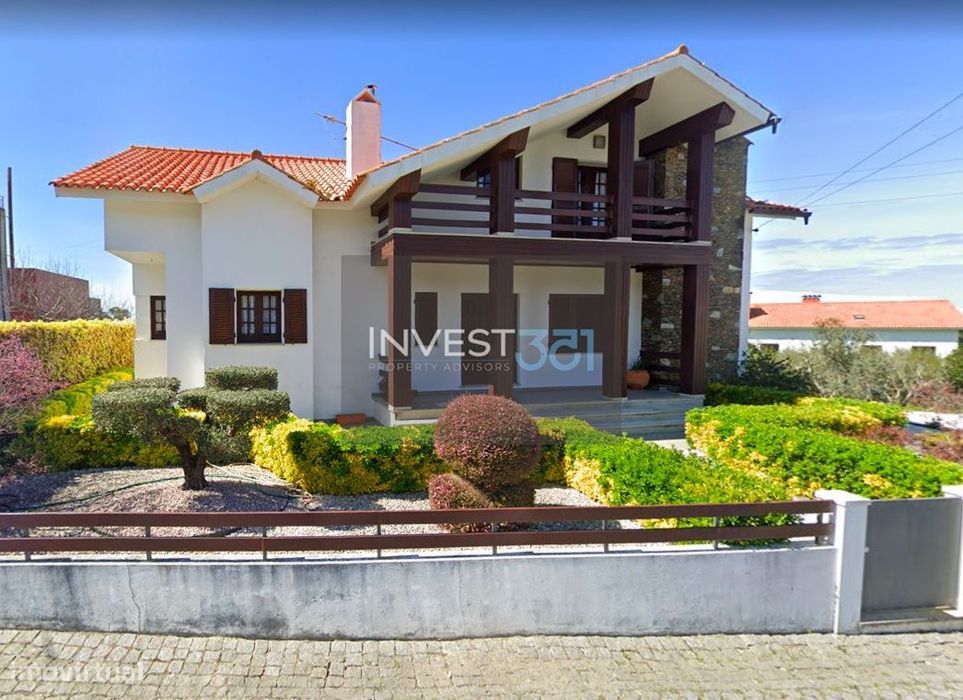 Moradia V5 com piscina e vistas Mar