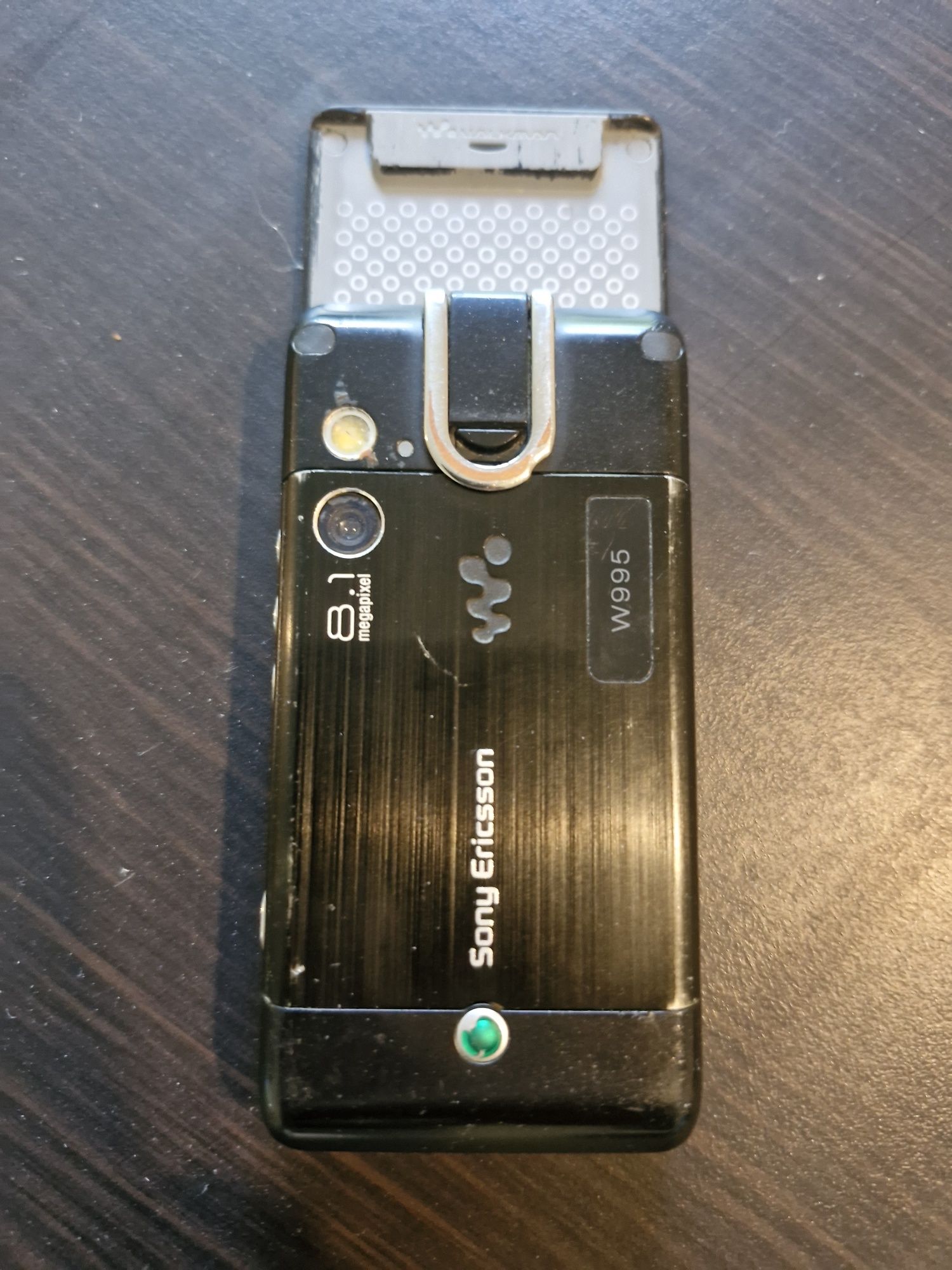 Sony Ericsson W995