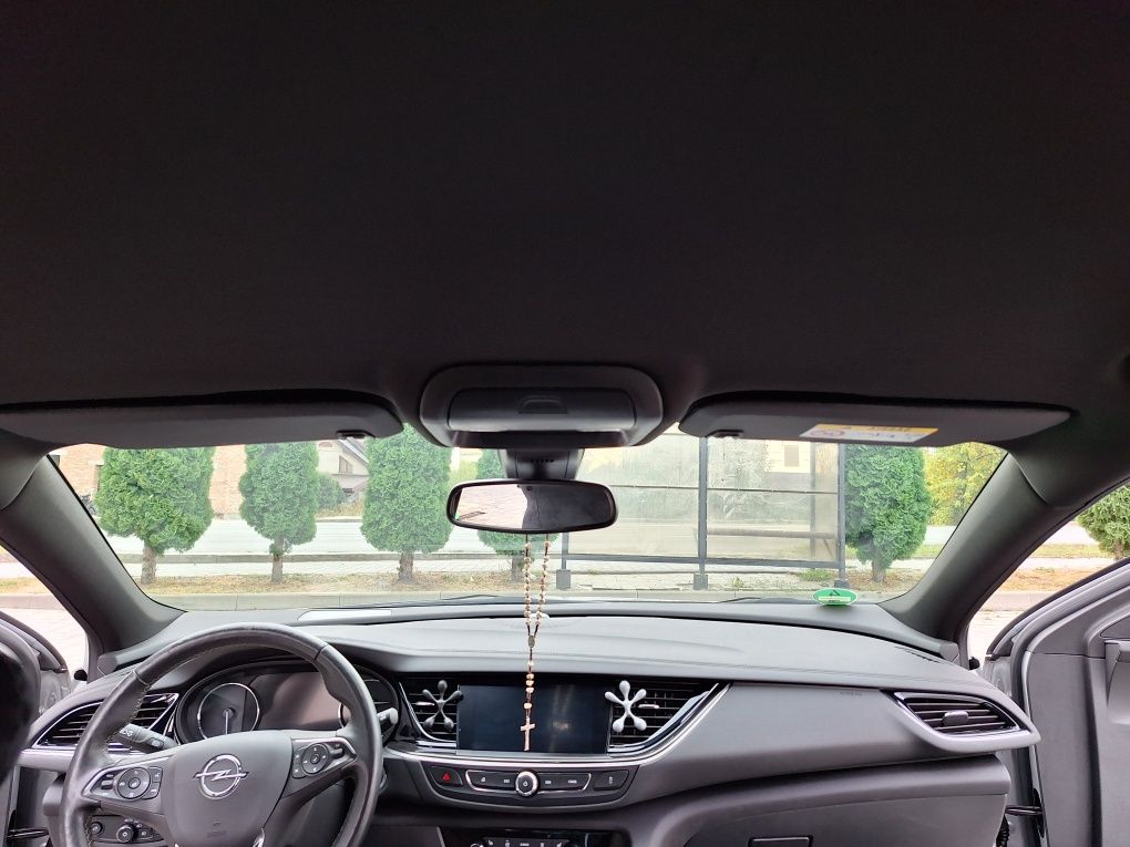Opel insignia 2.0 CDTI 2020. Дизель Автомат