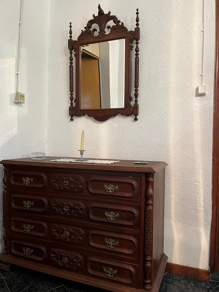 Conjunto completos de quarto — madeira maciça