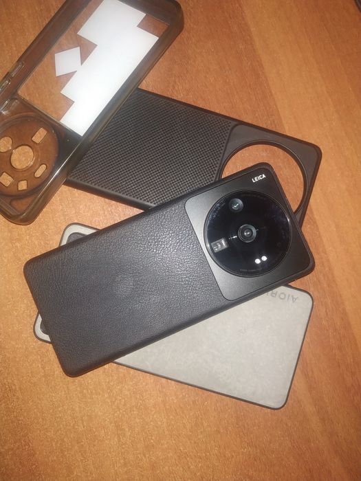 Xiaomi 12s ultra 12/240