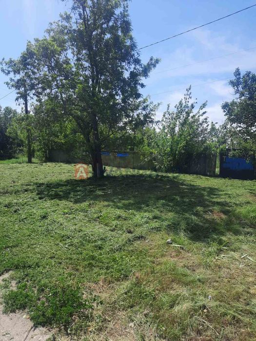 Продам земельну ділянку с.Знаменівка