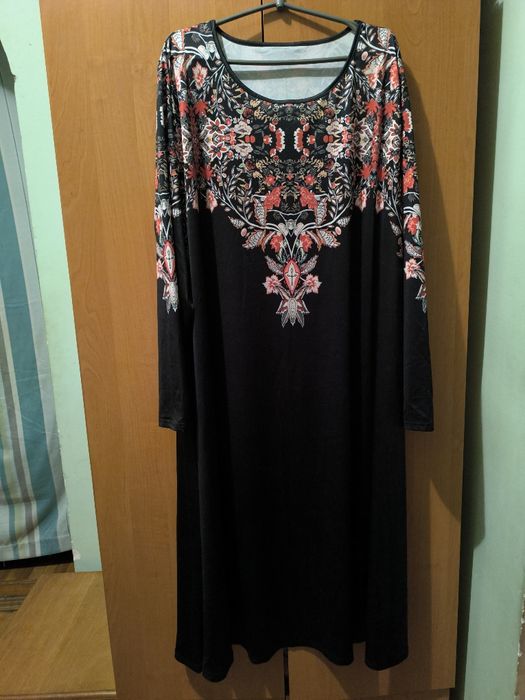 Платье стрейчевое без дефектов, размер 5XL