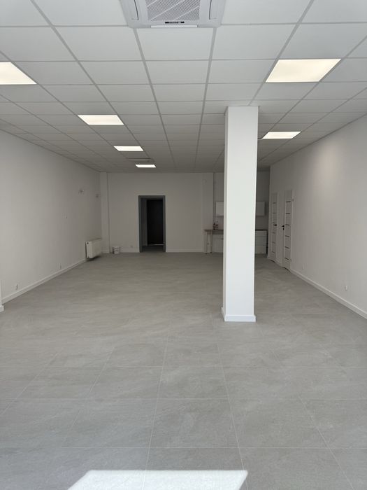Lokal handlowo-usługowy 90m2