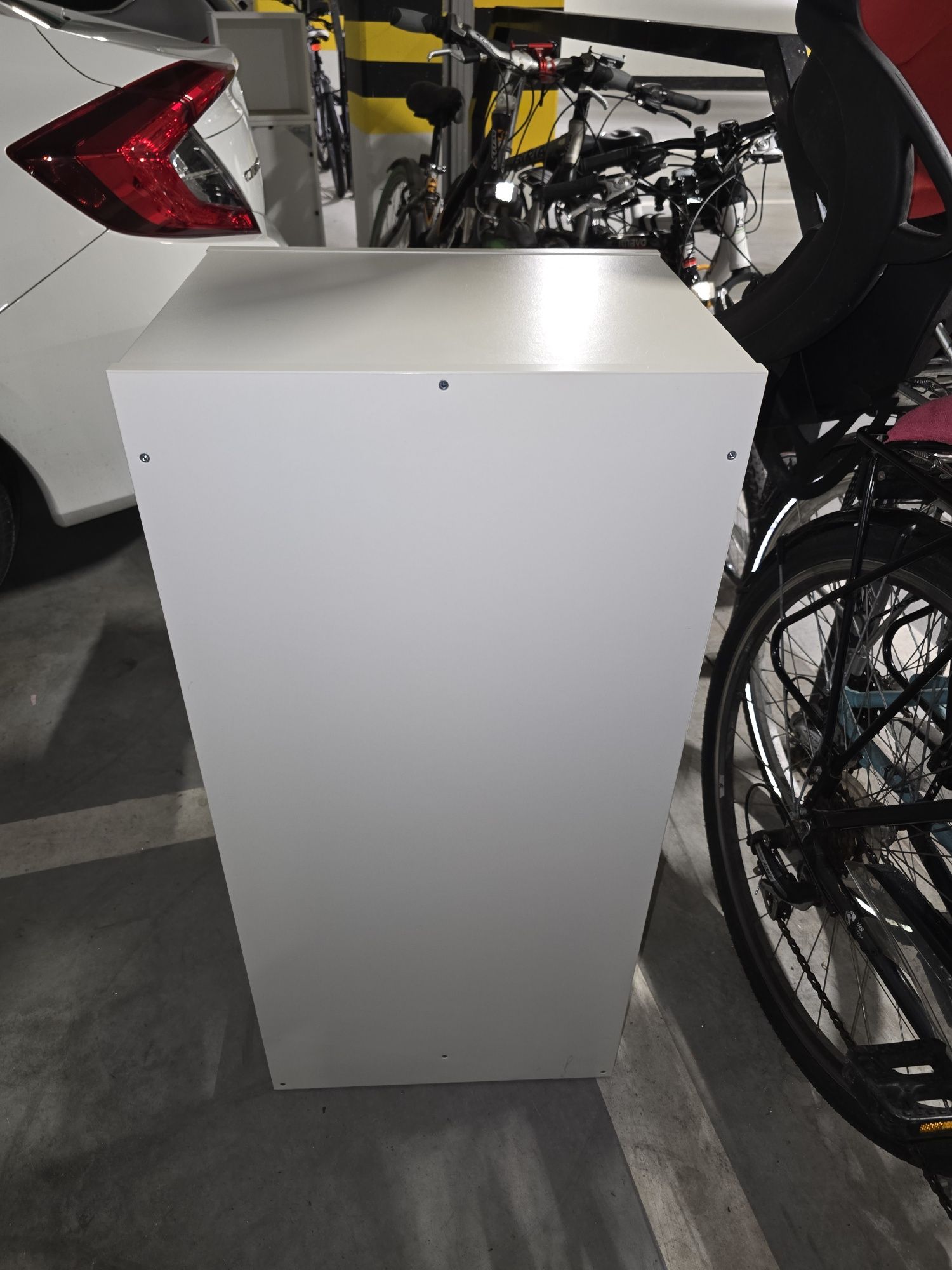 Ikea Trofast z pojemnikami