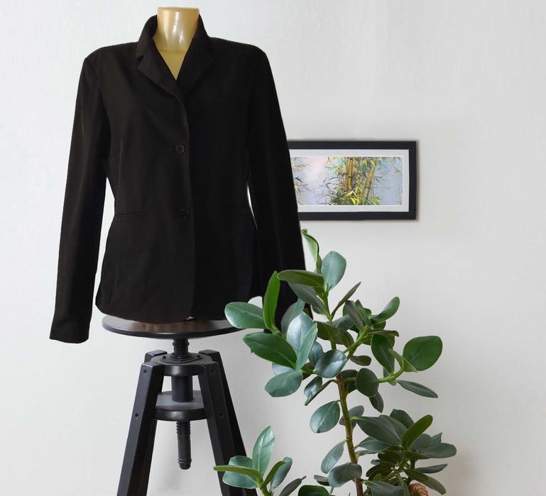Женская одежда Классический чёрный пиджак размер М