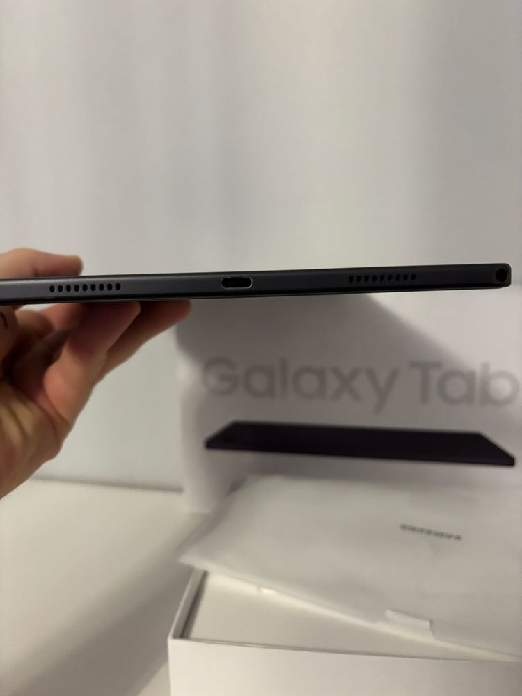 Samsung galaxu tab a8 4/64 LTE