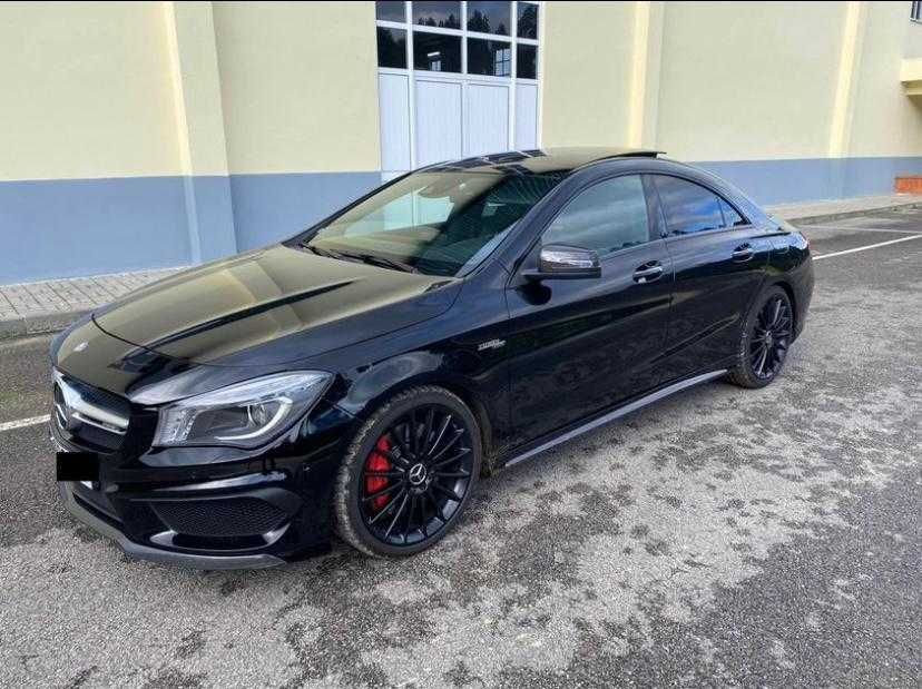 Mercedes CLA45 AMG