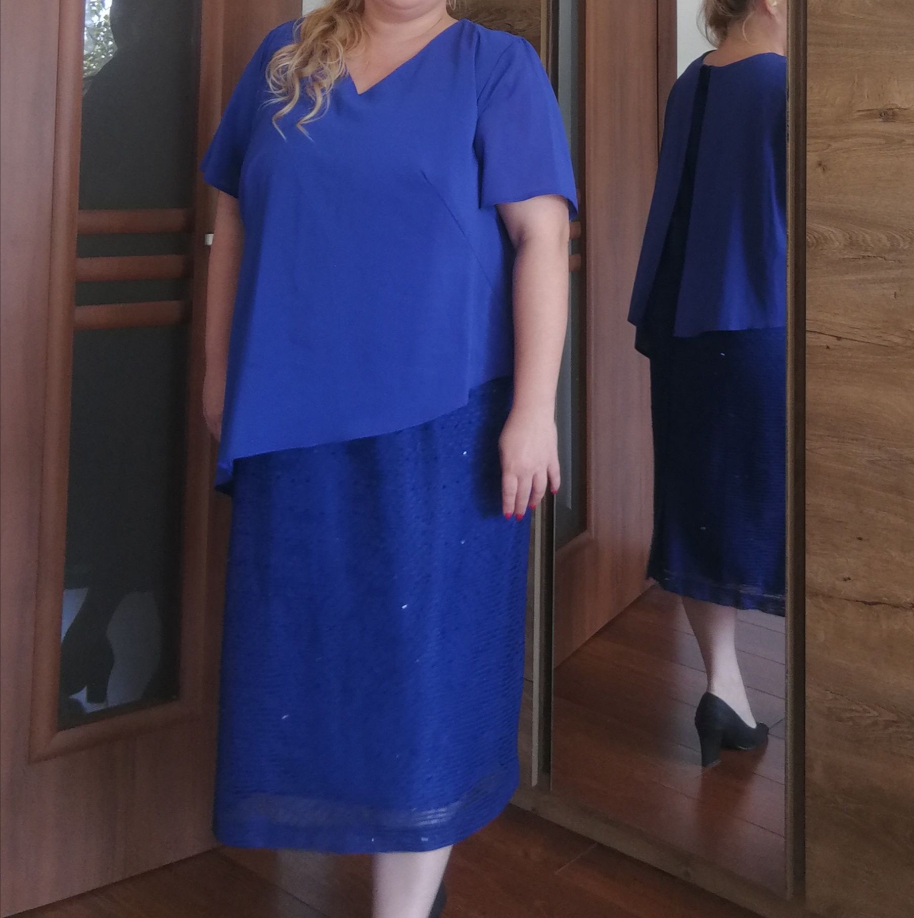 Kobaltowa Połyskująca sukienka z asymetryczna Plus Size duży biust