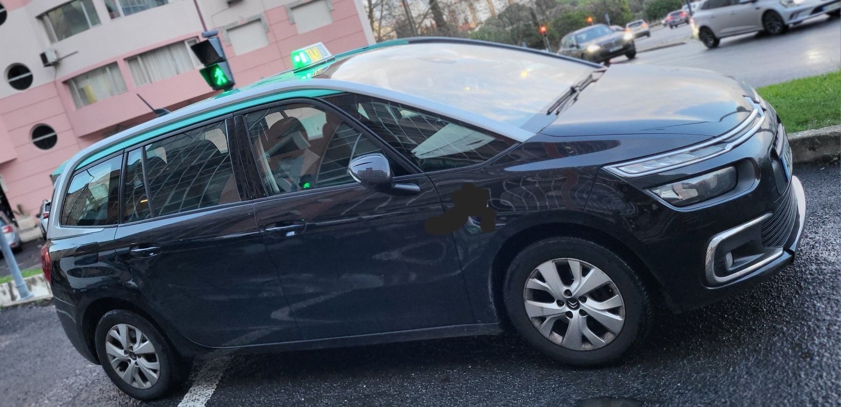 Com carro Cedência lisboa nao negociável