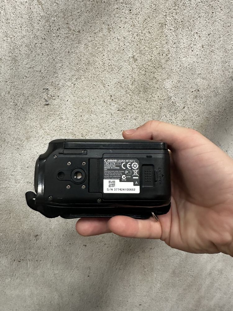 Canon Legria HF R27 - 2000s vibe handycam kamera cyfrowa handy Y2K