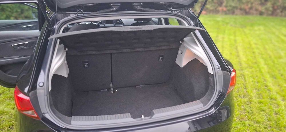 Seat Leon bardzo oszczędny i bezawaryjny