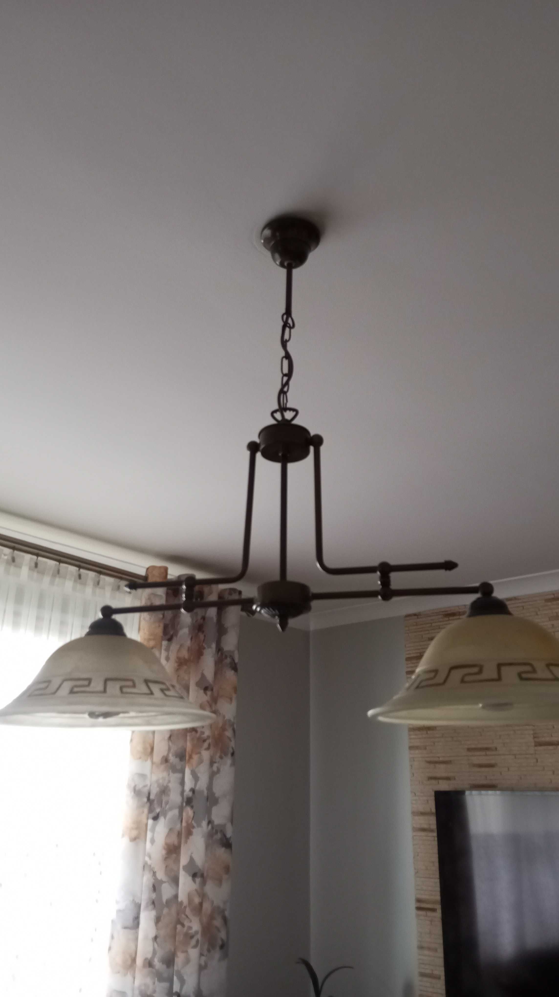Piękna lampa wisząca