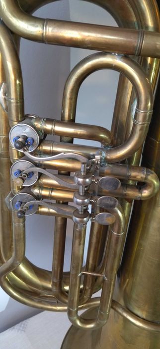 Tuba w stroju B Kijowska, 1984 rok.