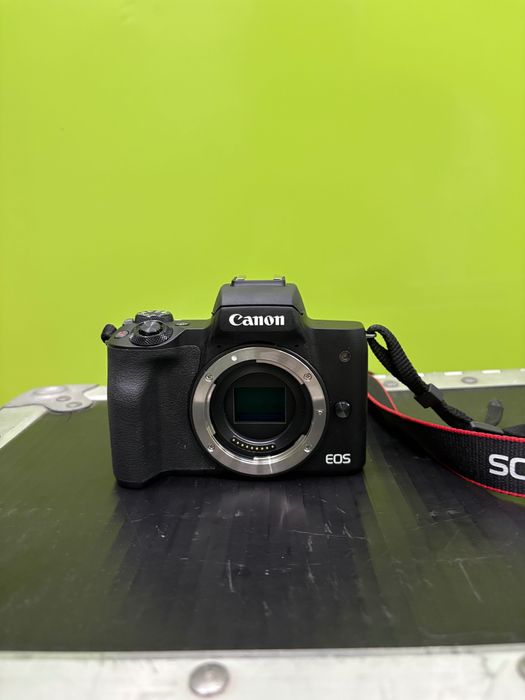 Máquina Fotográfica Canon EOS M50