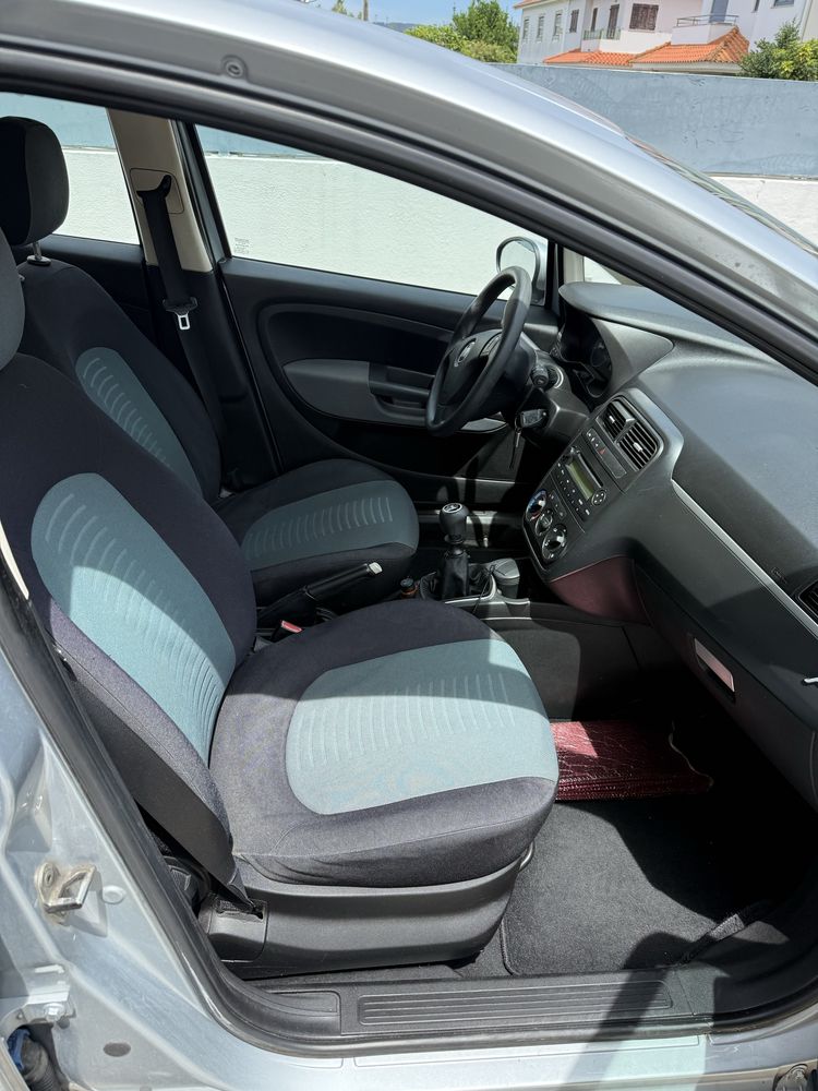 Fiat Punto 1.2 Nacional Ac
