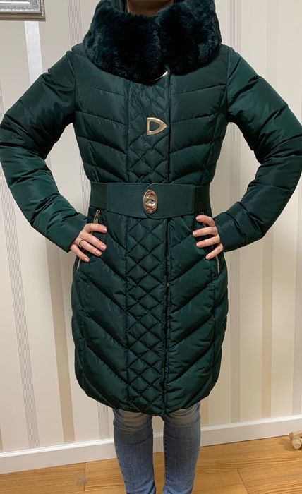 Пуховик зимовий розмір S/M (36-38) дуже теплий в ідеальному стані