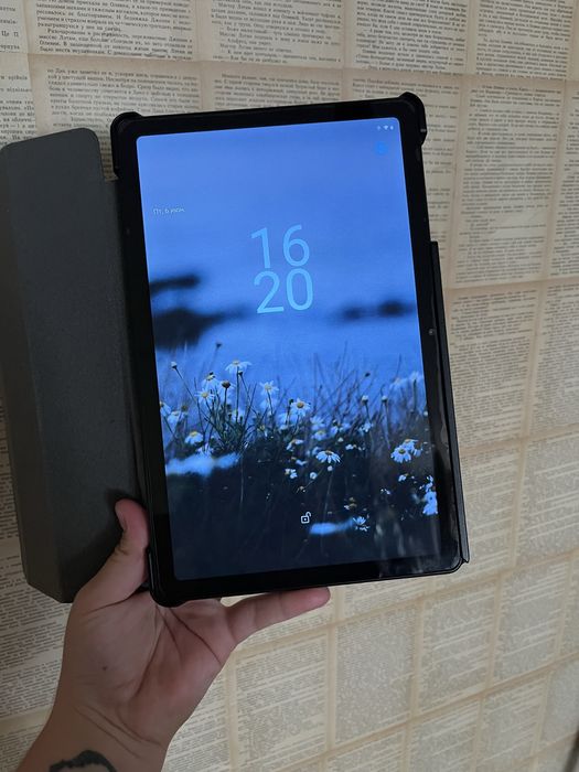 планшет Acer Iconia Tab 10 на 128ГБ