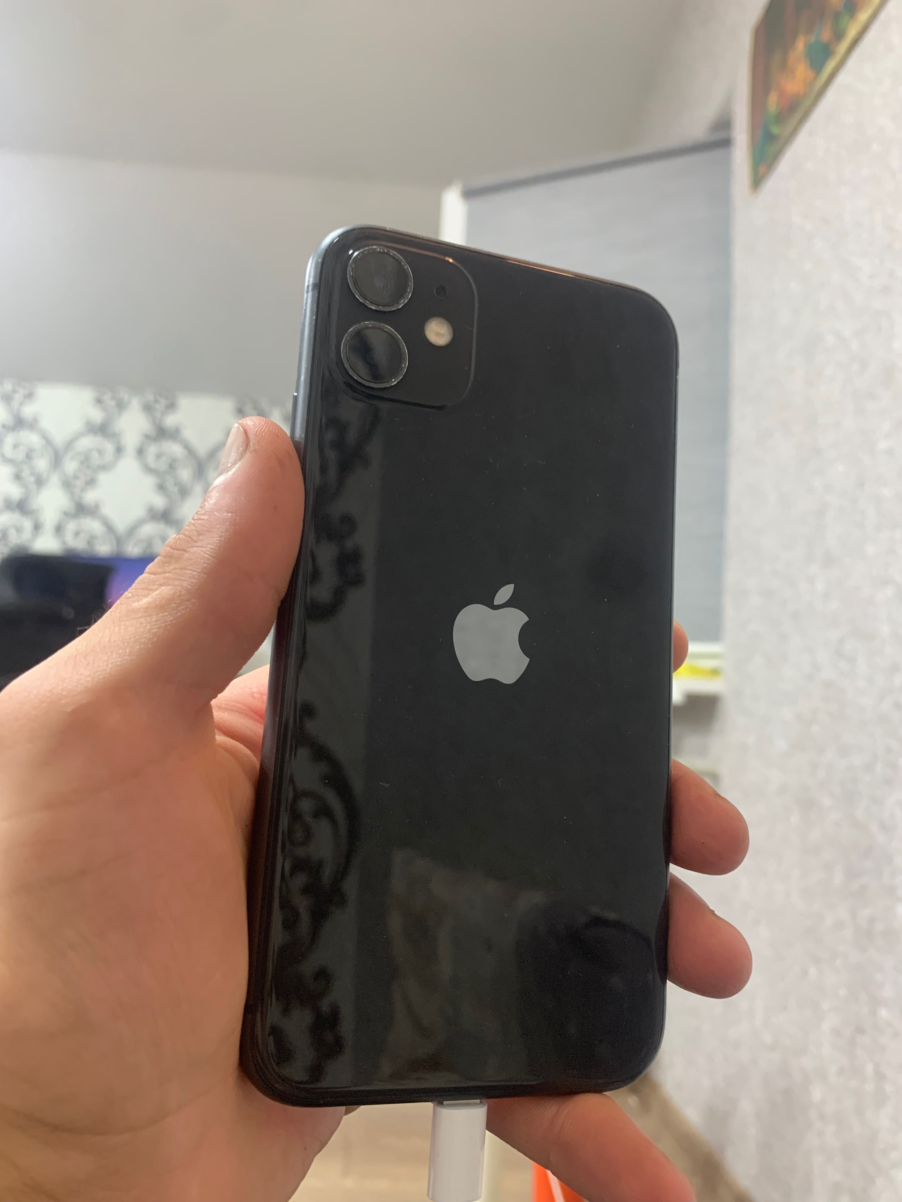 Доброму стані iPhone 11 128гб Черный неверлок