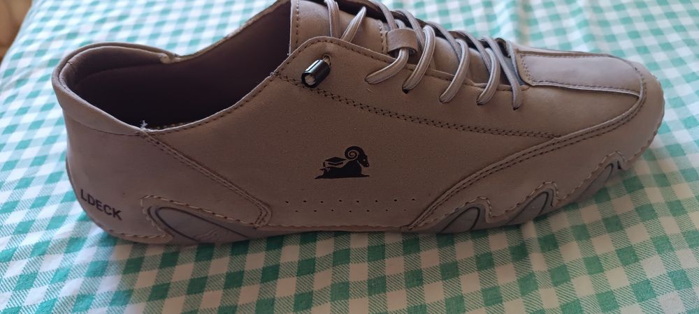 Продаются макасины