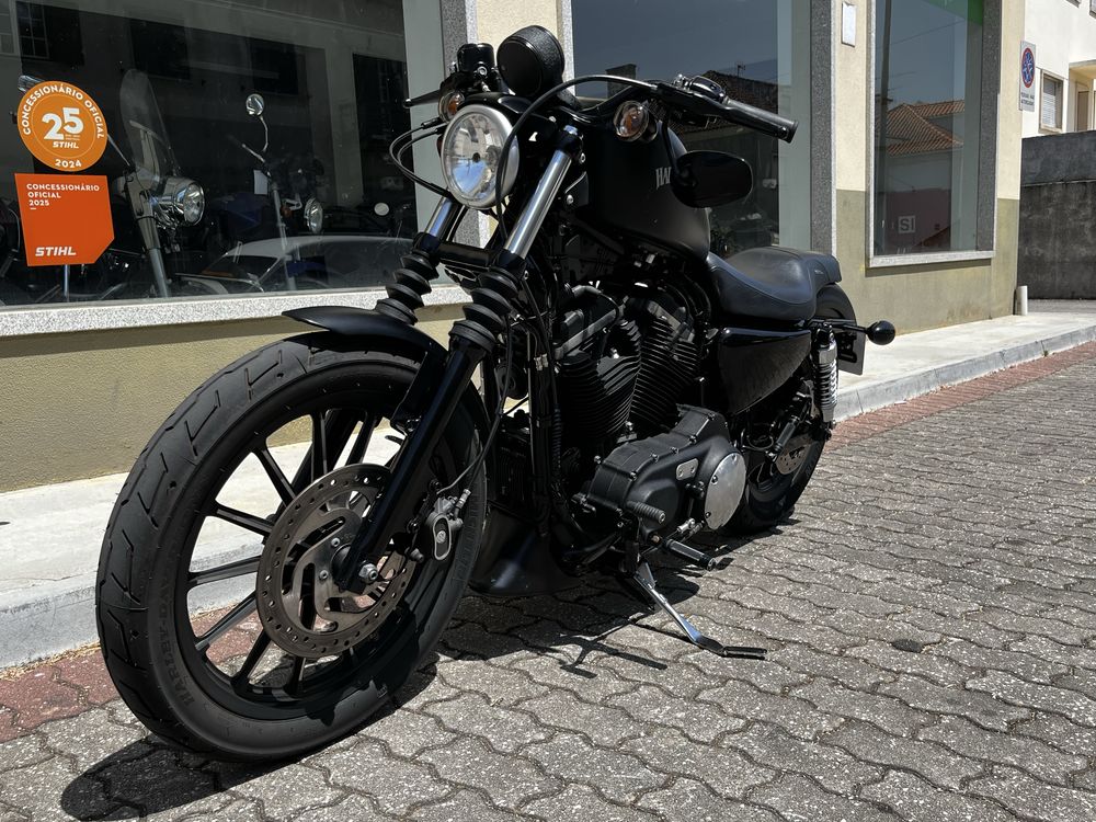 Harley Davidson 883 Iron