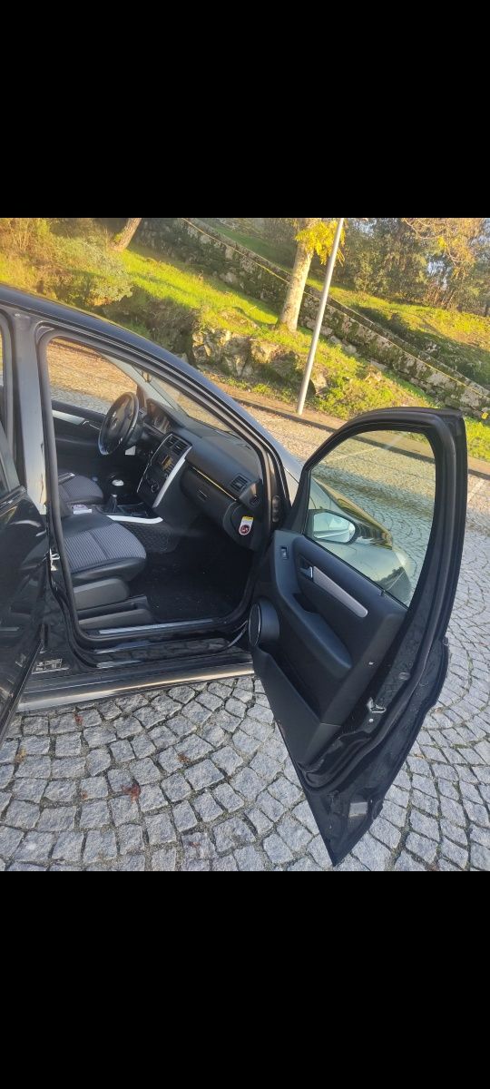 Mercedes B180 AMG 2.0CDI 110cv