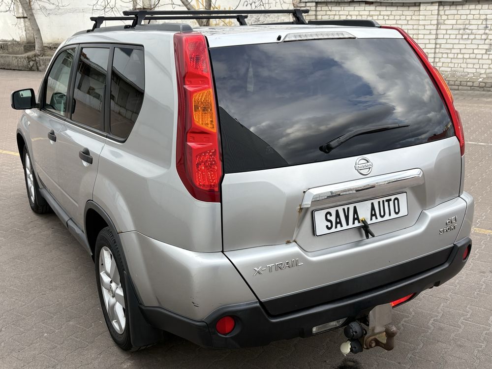 В Житомирі джип Nissan X Trail t31 дизель повний привід праве кермо