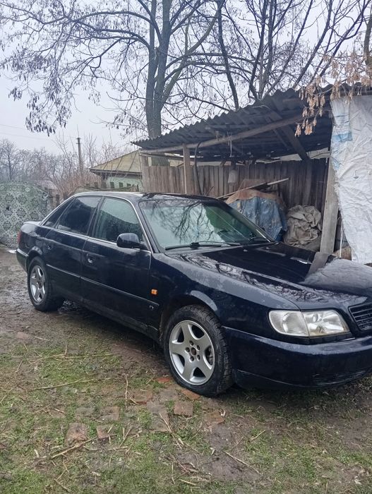 Продам ауді А6 ц4 машина в доброму стані,сів поїхав.