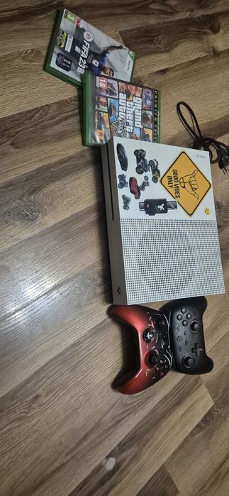 Sprzedam Xbox One S
