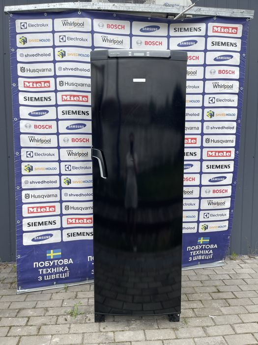 Холодильна шафа Electrolux #07151