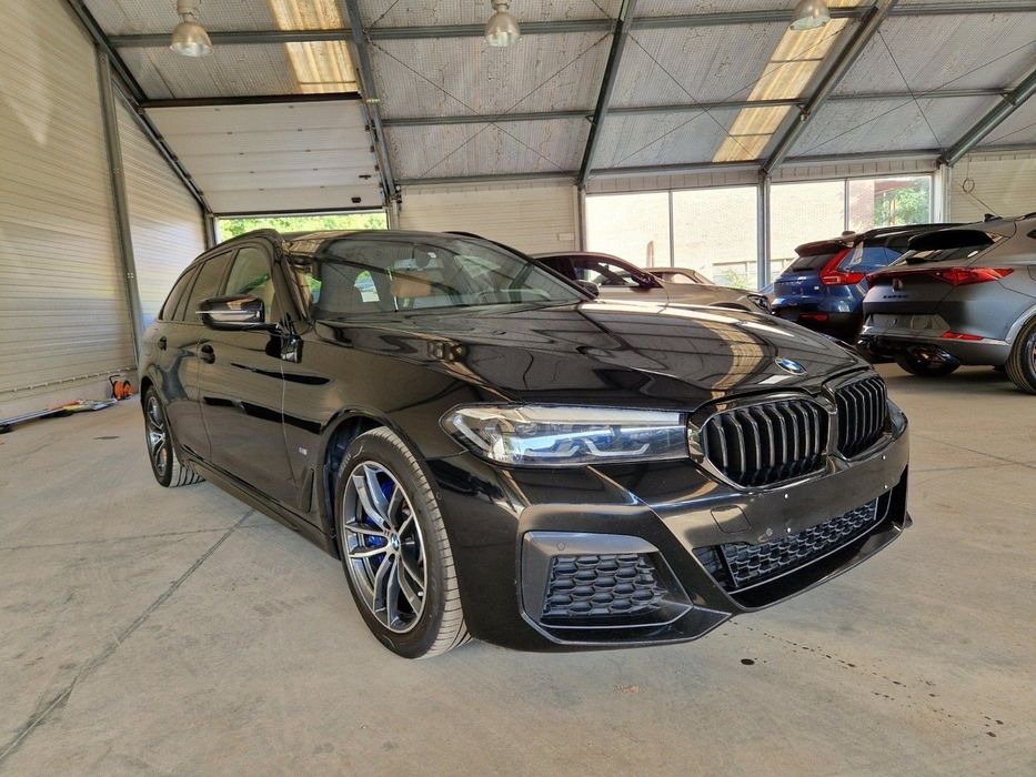BMW 530 e Pack Desportivo M