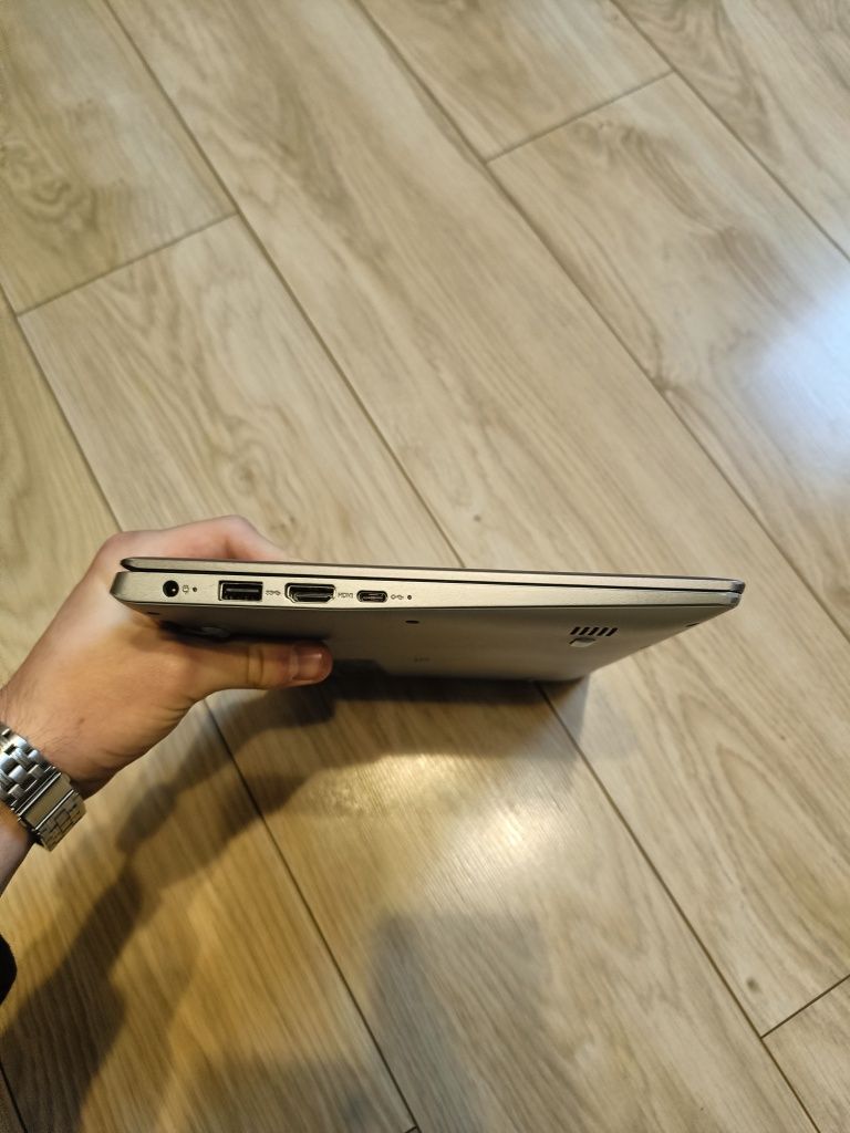 Laptop Lenovo używany